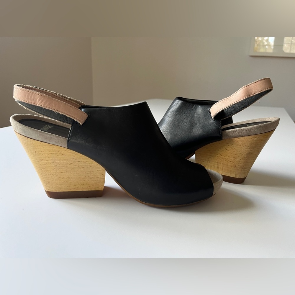 Camper Women’s Leather and Wood  Wedge Dress Sandal